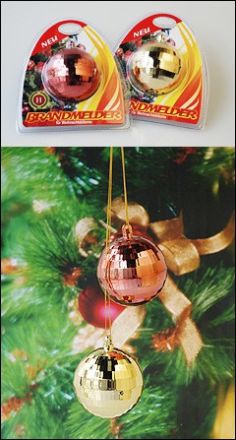 Brandmelder als Weihnachtskugel besonders für echte und leicht brennbare Weihnachtsbäume wichtig - rot